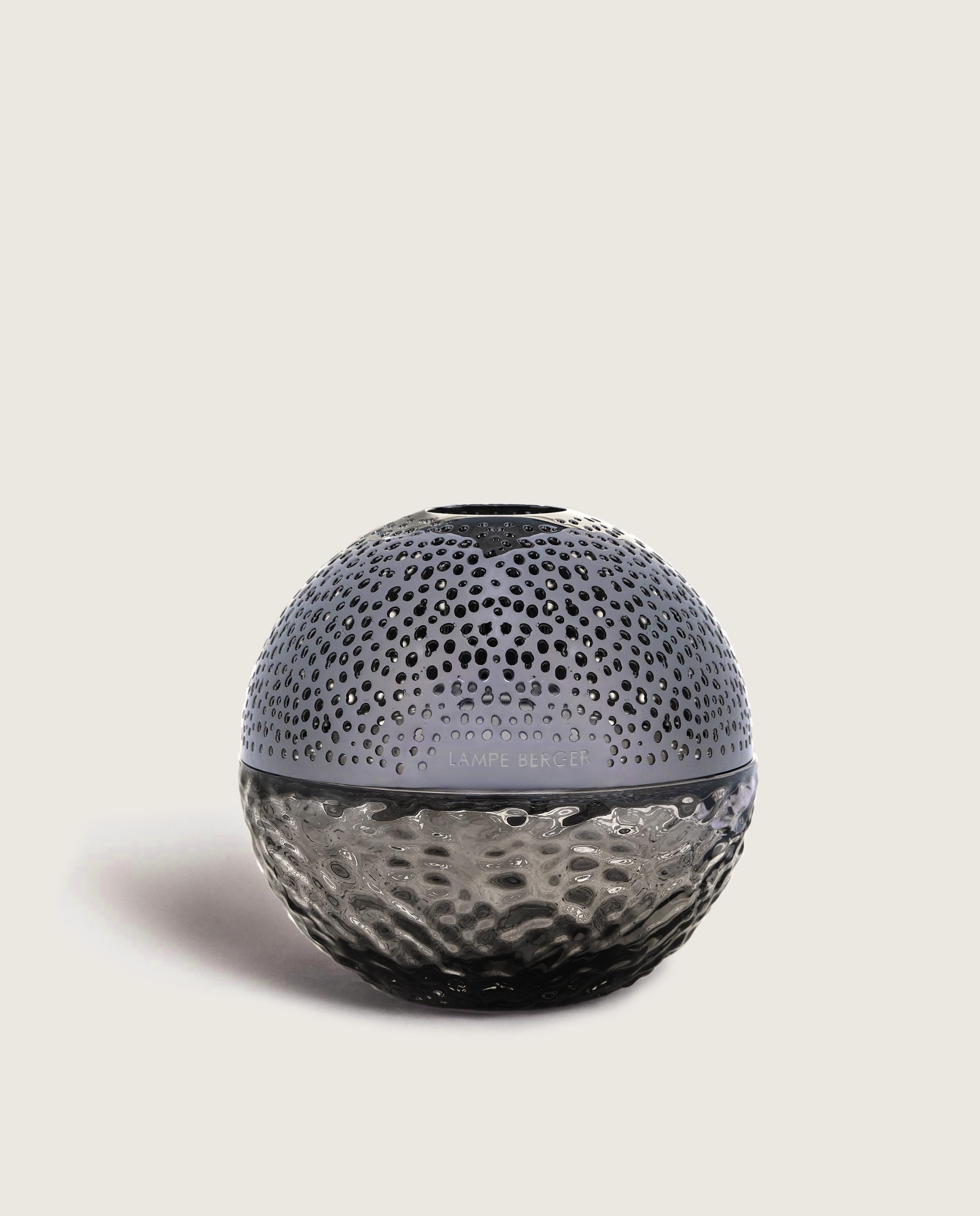 月　新品未使用Lampe Berger 銀色の魚 Black Gravity Lamp Berger • Maison Berger Paris UK